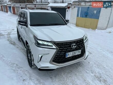 Білий Лексус ЛХ, об'ємом двигуна 5.66 л та пробігом 290 тис. км за 29700 $, фото 1 на Automoto.ua