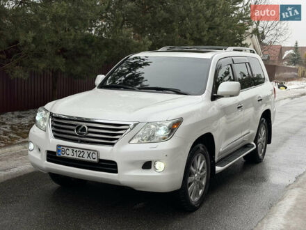 Білий Лексус ЛХ, об'ємом двигуна 5.66 л та пробігом 304 тис. км за 22500 $, фото 1 на Automoto.ua