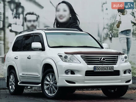 Білий Лексус ЛХ, об'ємом двигуна 5.7 л та пробігом 197 тис. км за 25700 $, фото 1 на Automoto.ua