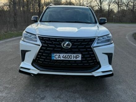 Білий Лексус ЛХ, об'ємом двигуна 5.66 л та пробігом 330 тис. км за 31500 $, фото 1 на Automoto.ua