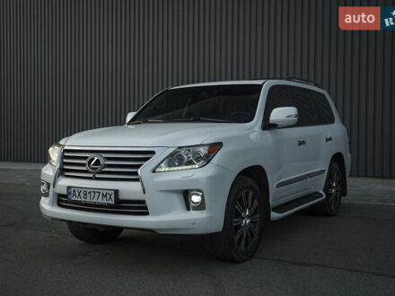 Білий Лексус ЛХ, об'ємом двигуна 5.66 л та пробігом 170 тис. км за 38000 $, фото 1 на Automoto.ua