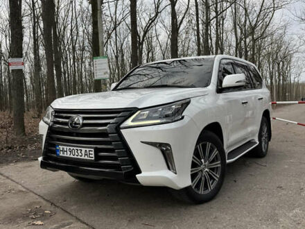Білий Лексус ЛХ, об'ємом двигуна 4.46 л та пробігом 147 тис. км за 60000 $, фото 1 на Automoto.ua