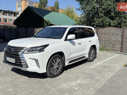 Лексус ЛХ 2017 в Кременчуге на Automoto.ua Белый Лексус ЛХ, объемом двигателя 4.46 л и пробегом 138 тыс. км за 67000 $, фото 1 на Automoto.ua