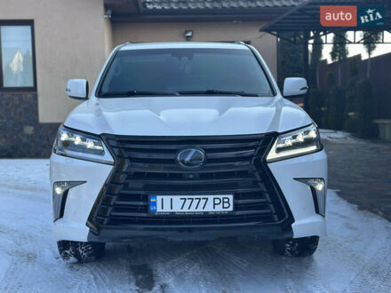 Лексус ЛХ 2017 в Луцке на Automoto.ua Белый Лексус ЛХ, объемом двигателя 4.46 л и пробегом 120 тыс. км за 72500 $, фото 1 на Automoto.ua