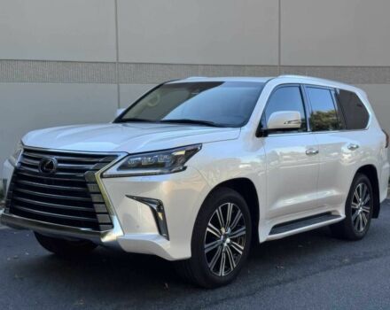 Білий Лексус ЛХ, об'ємом двигуна 5.7 л та пробігом 44 тис. км за 20000 $, фото 1 на Automoto.ua