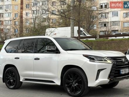 Білий Лексус ЛХ, об'ємом двигуна 4.46 л та пробігом 93 тис. км за 87500 $, фото 1 на Automoto.ua