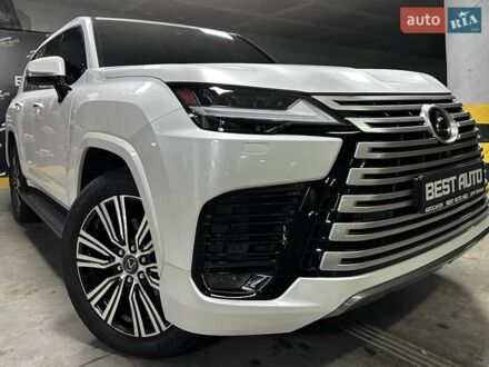 Лексус ЛХ 2022 в Киеве на Automoto.ua Белый Лексус ЛХ, объемом двигателя 3.45 л и пробегом 15 тыс. км за 117500 $, фото 1 на Automoto.ua