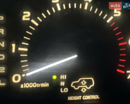 Бежевий Лексус ЛХ, об'ємом двигуна 4.66 л та пробігом 225 тис. км за 8750 $, фото 13 на Automoto.ua