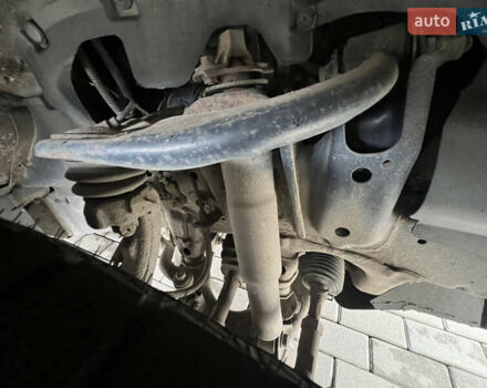 Бежевий Лексус ЛХ, об'ємом двигуна 4.7 л та пробігом 260 тис. км за 13500 $, фото 25 на Automoto.ua