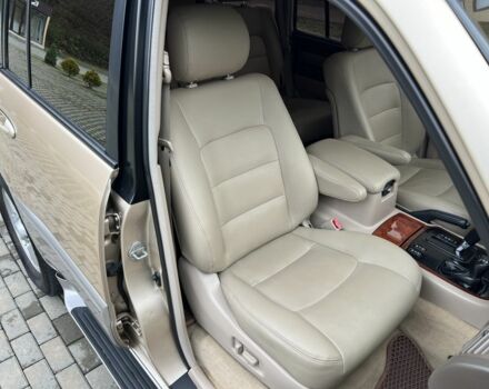 Бежевый Лексус ЛХ, объемом двигателя 4.7 л и пробегом 260 тыс. км за 13500 $, фото 22 на Automoto.ua