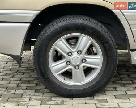 Бежевий Лексус ЛХ, об'ємом двигуна 4.7 л та пробігом 260 тис. км за 13500 $, фото 15 на Automoto.ua
