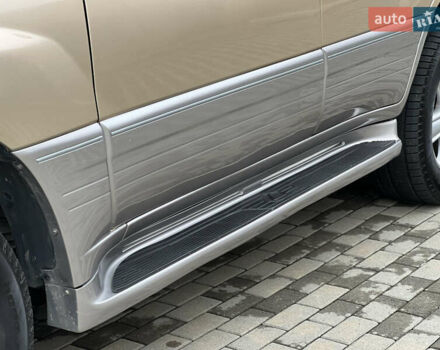 Бежевий Лексус ЛХ, об'ємом двигуна 4.7 л та пробігом 260 тис. км за 13500 $, фото 17 на Automoto.ua