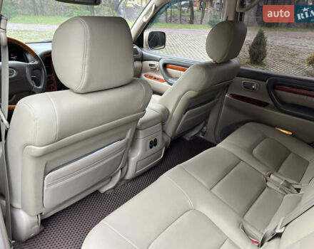 Бежевий Лексус ЛХ, об'ємом двигуна 4.7 л та пробігом 260 тис. км за 13500 $, фото 53 на Automoto.ua
