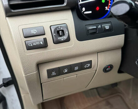 Бежевый Лексус ЛХ, объемом двигателя 5.7 л и пробегом 233 тыс. км за 26500 $, фото 17 на Automoto.ua