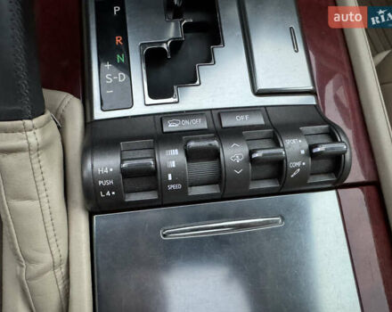 Бежевый Лексус ЛХ, объемом двигателя 5.7 л и пробегом 233 тыс. км за 26500 $, фото 44 на Automoto.ua