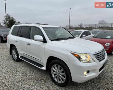 Бежевый Лексус ЛХ, объемом двигателя 5.7 л и пробегом 233 тыс. км за 26500 $, фото 13 на Automoto.ua