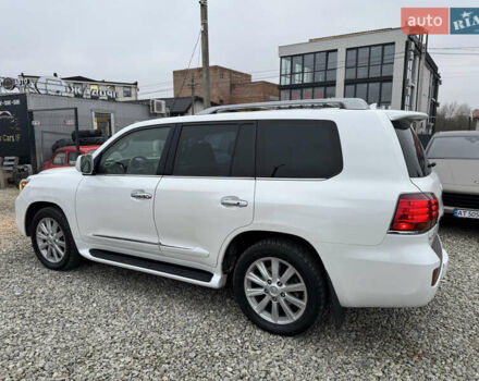 Бежевый Лексус ЛХ, объемом двигателя 5.7 л и пробегом 233 тыс. км за 26500 $, фото 7 на Automoto.ua