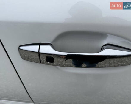 Бежевый Лексус ЛХ, объемом двигателя 5.7 л и пробегом 233 тыс. км за 26500 $, фото 49 на Automoto.ua