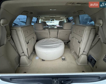 Бежевый Лексус ЛХ, объемом двигателя 5.7 л и пробегом 233 тыс. км за 26500 $, фото 24 на Automoto.ua