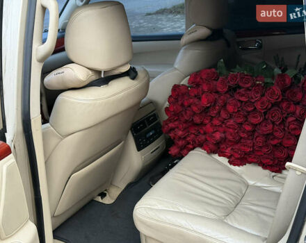 Бежевый Лексус ЛХ, объемом двигателя 5.66 л и пробегом 205 тыс. км за 18999 $, фото 19 на Automoto.ua