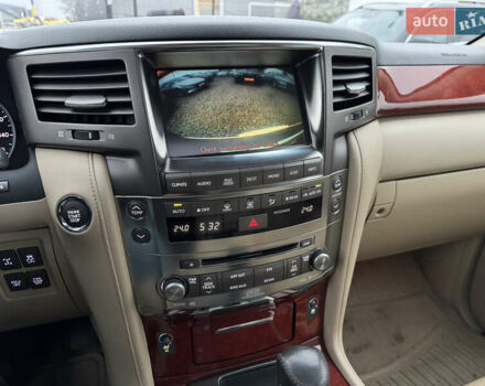 Бежевый Лексус ЛХ, объемом двигателя 5.7 л и пробегом 233 тыс. км за 26500 $, фото 43 на Automoto.ua