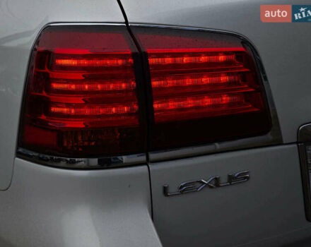 Бежевый Лексус ЛХ, объемом двигателя 5.7 л и пробегом 270 тыс. км за 29890 $, фото 11 на Automoto.ua