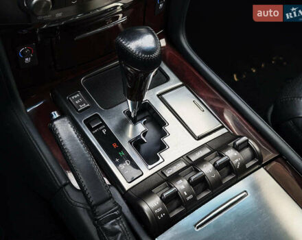 Бежевый Лексус ЛХ, объемом двигателя 5.7 л и пробегом 270 тыс. км за 29890 $, фото 32 на Automoto.ua