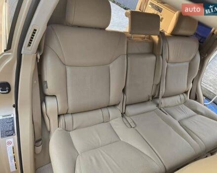 Бежевый Лексус ЛХ, объемом двигателя 5.66 л и пробегом 220 тыс. км за 25500 $, фото 9 на Automoto.ua