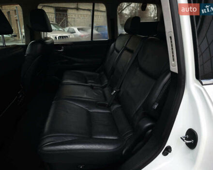 Бежевый Лексус ЛХ, объемом двигателя 5.7 л и пробегом 270 тыс. км за 29890 $, фото 14 на Automoto.ua