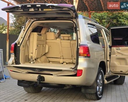 Бежевый Лексус ЛХ, объемом двигателя 5.66 л и пробегом 220 тыс. км за 25500 $, фото 20 на Automoto.ua