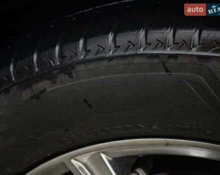 Бежевый Лексус ЛХ, объемом двигателя 5.7 л и пробегом 270 тыс. км за 29890 $, фото 7 на Automoto.ua