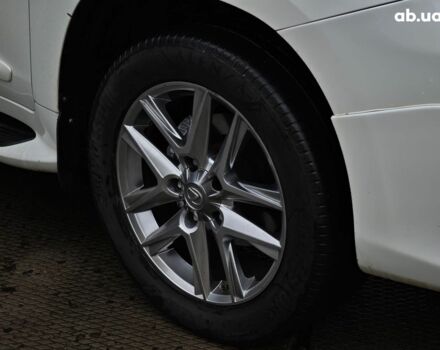 Бежевий Лексус ЛХ, об'ємом двигуна 5.7 л та пробігом 270 тис. км за 29890 $, фото 6 на Automoto.ua