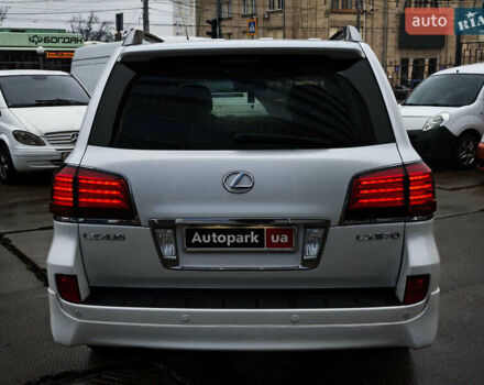 Бежевый Лексус ЛХ, объемом двигателя 5.7 л и пробегом 270 тыс. км за 29890 $, фото 9 на Automoto.ua