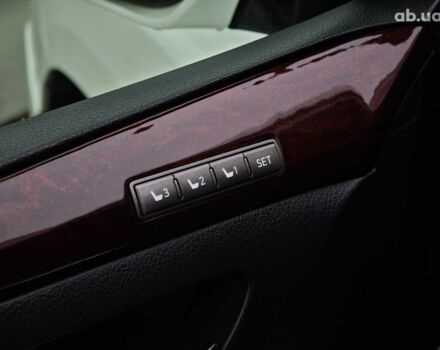 Бежевий Лексус ЛХ, об'ємом двигуна 5.7 л та пробігом 270 тис. км за 29890 $, фото 22 на Automoto.ua