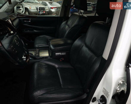 Бежевый Лексус ЛХ, объемом двигателя 5.7 л и пробегом 270 тыс. км за 29890 $, фото 20 на Automoto.ua