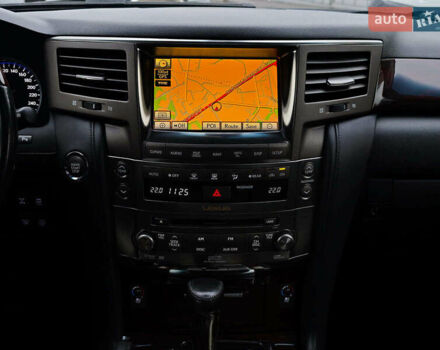 Бежевый Лексус ЛХ, объемом двигателя 5.7 л и пробегом 270 тыс. км за 29890 $, фото 36 на Automoto.ua