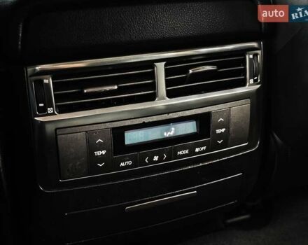 Бежевый Лексус ЛХ, объемом двигателя 5.7 л и пробегом 270 тыс. км за 29890 $, фото 15 на Automoto.ua