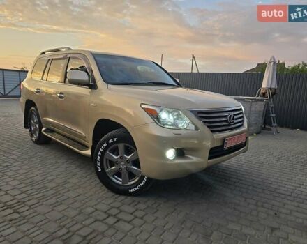 Бежевый Лексус ЛХ, объемом двигателя 5.66 л и пробегом 220 тыс. км за 25500 $, фото 4 на Automoto.ua
