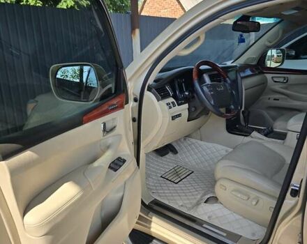 Бежевый Лексус ЛХ, объемом двигателя 5.66 л и пробегом 220 тыс. км за 25500 $, фото 22 на Automoto.ua