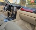 Бежевый Лексус ЛХ, объемом двигателя 5.66 л и пробегом 220 тыс. км за 25500 $, фото 17 на Automoto.ua