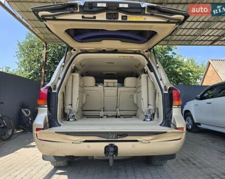 Бежевый Лексус ЛХ, объемом двигателя 5.66 л и пробегом 220 тыс. км за 25500 $, фото 23 на Automoto.ua