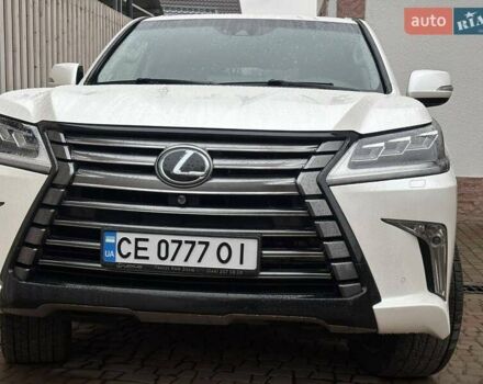 Бежевый Лексус ЛХ, объемом двигателя 4.5 л и пробегом 210 тыс. км за 51000 $, фото 1 на Automoto.ua