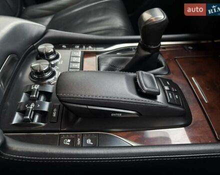 Бежевый Лексус ЛХ, объемом двигателя 4.5 л и пробегом 210 тыс. км за 51000 $, фото 32 на Automoto.ua