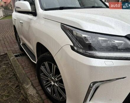 Бежевый Лексус ЛХ, объемом двигателя 4.5 л и пробегом 210 тыс. км за 51000 $, фото 6 на Automoto.ua