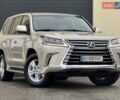 Бежевий Лексус ЛХ, об'ємом двигуна 4.46 л та пробігом 144 тис. км за 64900 $, фото 1 на Automoto.ua