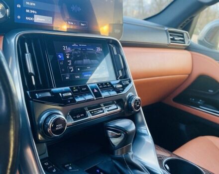 Бежевий Лексус ЛХ, об'ємом двигуна 3.5 л та пробігом 80 тис. км за 100000 $, фото 9 на Automoto.ua