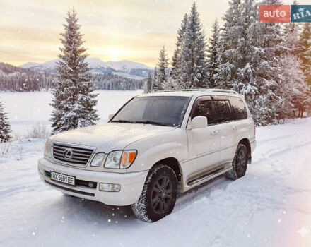 Бежевый Лексус ЛХ, объемом двигателя 4.66 л и пробегом 215 тыс. км за 12430 $, фото 1 на Automoto.ua