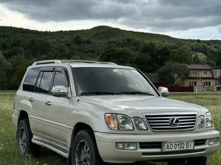 Бежевый Лексус ЛХ, объемом двигателя 4.7 л и пробегом 210 тыс. км за 24500 $, фото 1 на Automoto.ua