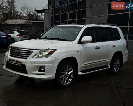 Бежевий Лексус ЛХ, об'ємом двигуна 5.7 л та пробігом 270 тис. км за 29890 $, фото 1 на Automoto.ua