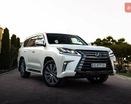 Бежевый Лексус ЛХ, объемом двигателя 4.46 л и пробегом 252 тыс. км за 55000 $, фото 1 на Automoto.ua